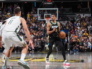 随着赛季的 随着赛季的